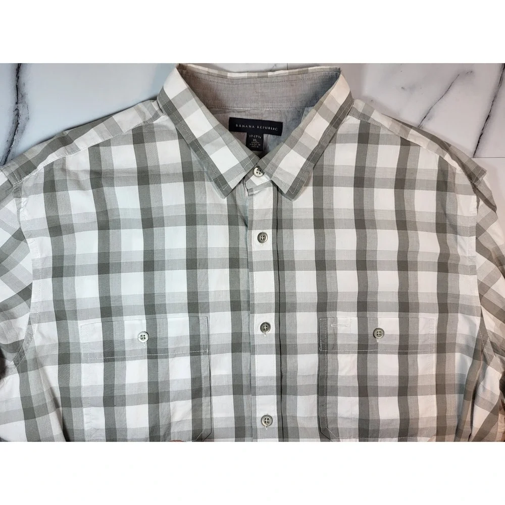 Banana Republic Mens Grey White Plaid Cotton Button Up Shirt XL 17-17 1/2 Preppy